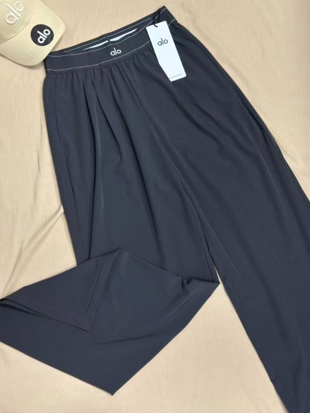 ALO Yoga💓Suit Up Trouser Dark Grey (Regular 30” Inseam)🌹NWT
